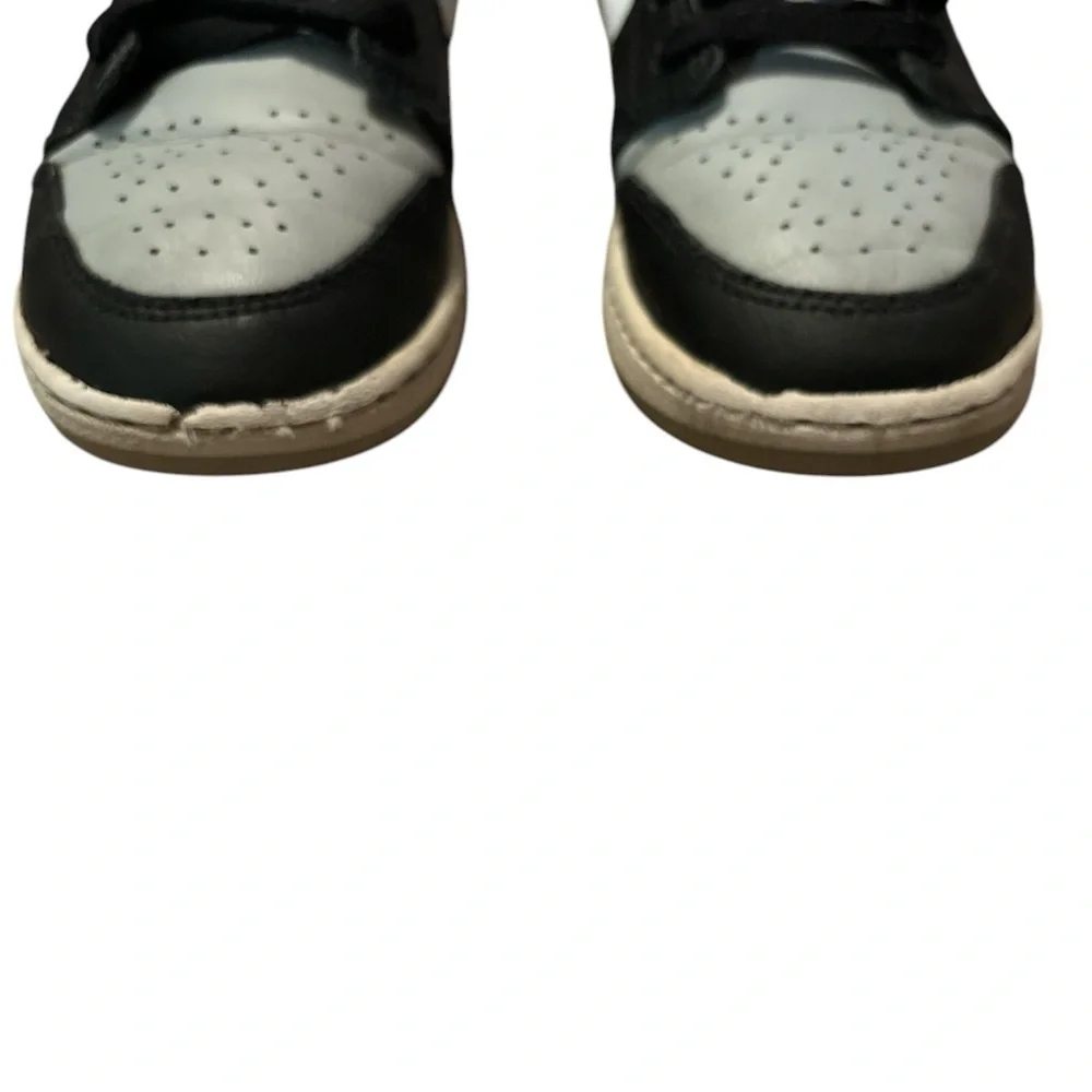 NIKE AIR JORDAN 1 RETRO LOW SMOKE GREY Sneakers